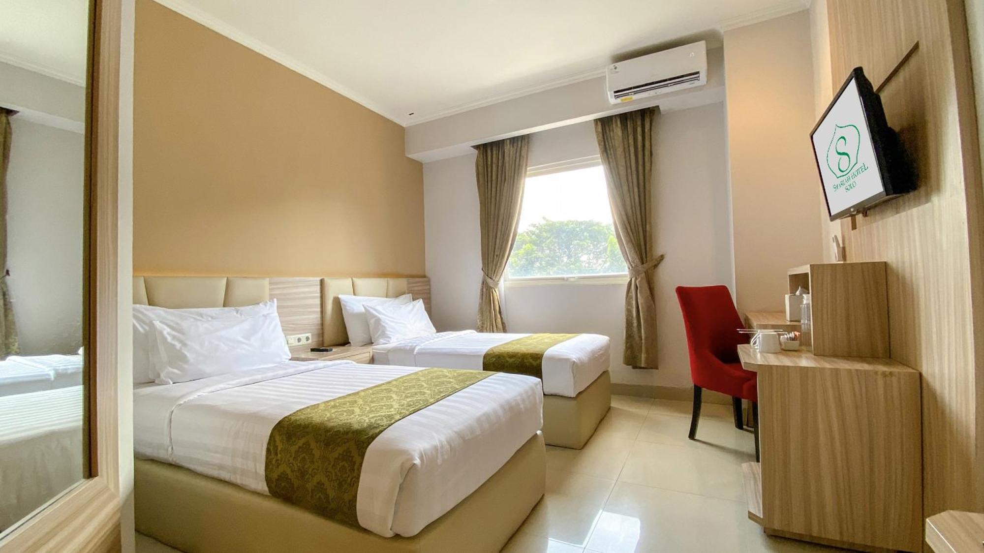 สยาริอาห์ โฮเต็ล โซโล Hotel Surakarta  ภายนอก รูปภาพ