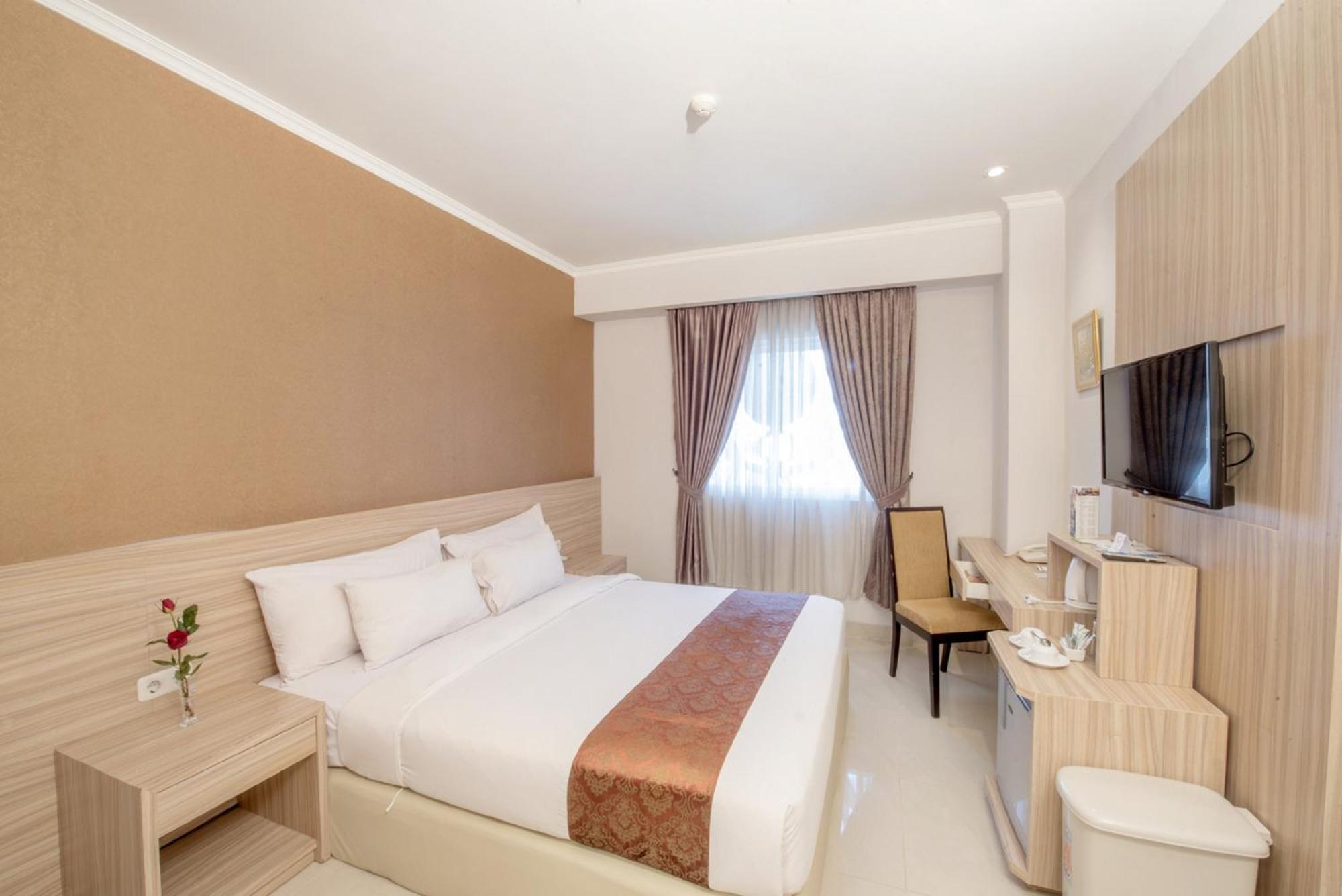 สยาริอาห์ โฮเต็ล โซโล Hotel Surakarta  ภายนอก รูปภาพ