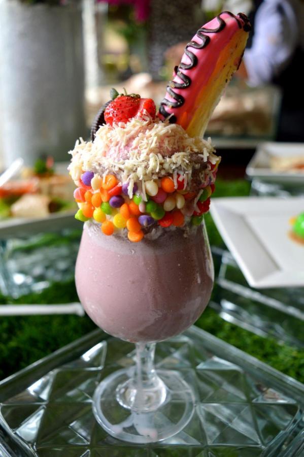 สยาริอาห์ โฮเต็ล โซโล Hotel Surakarta  ภายนอก รูปภาพ
